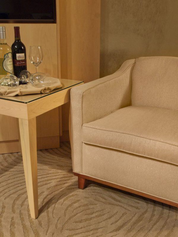 ARTONE_BedroomChair_SideTable-600x800