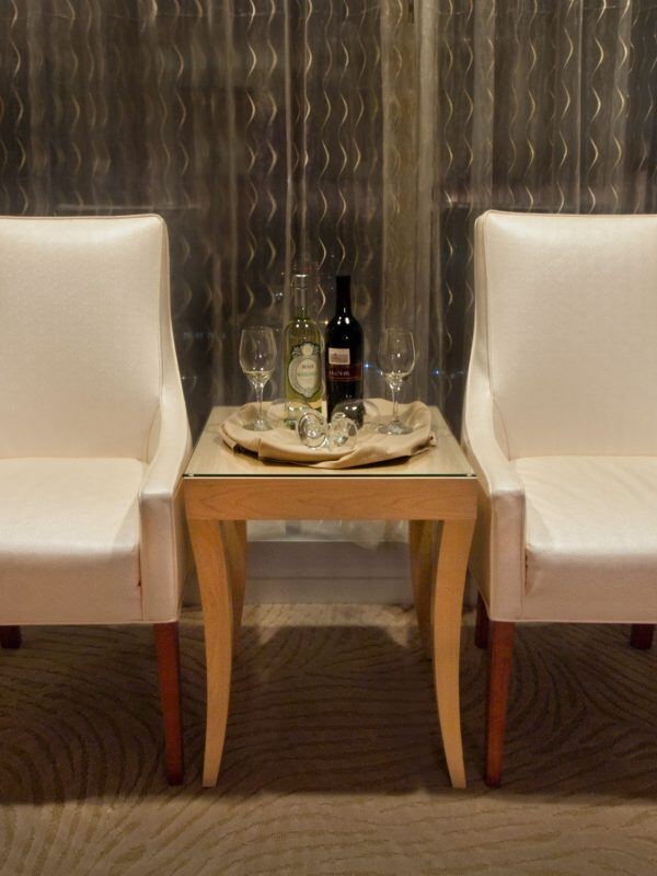 ARTONE_Chairs_Endtable_Wine-600x800