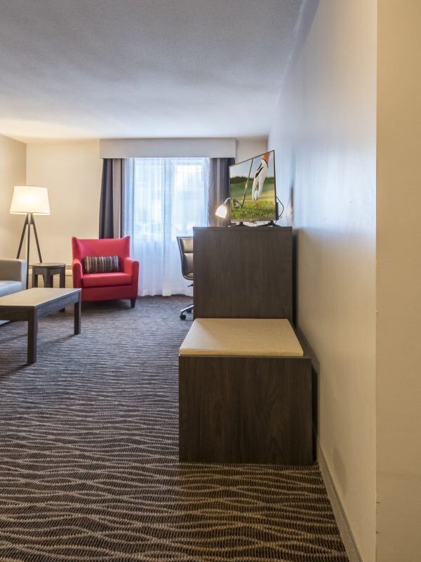 Master-Suite-Two-Room-View-high-res-600x800