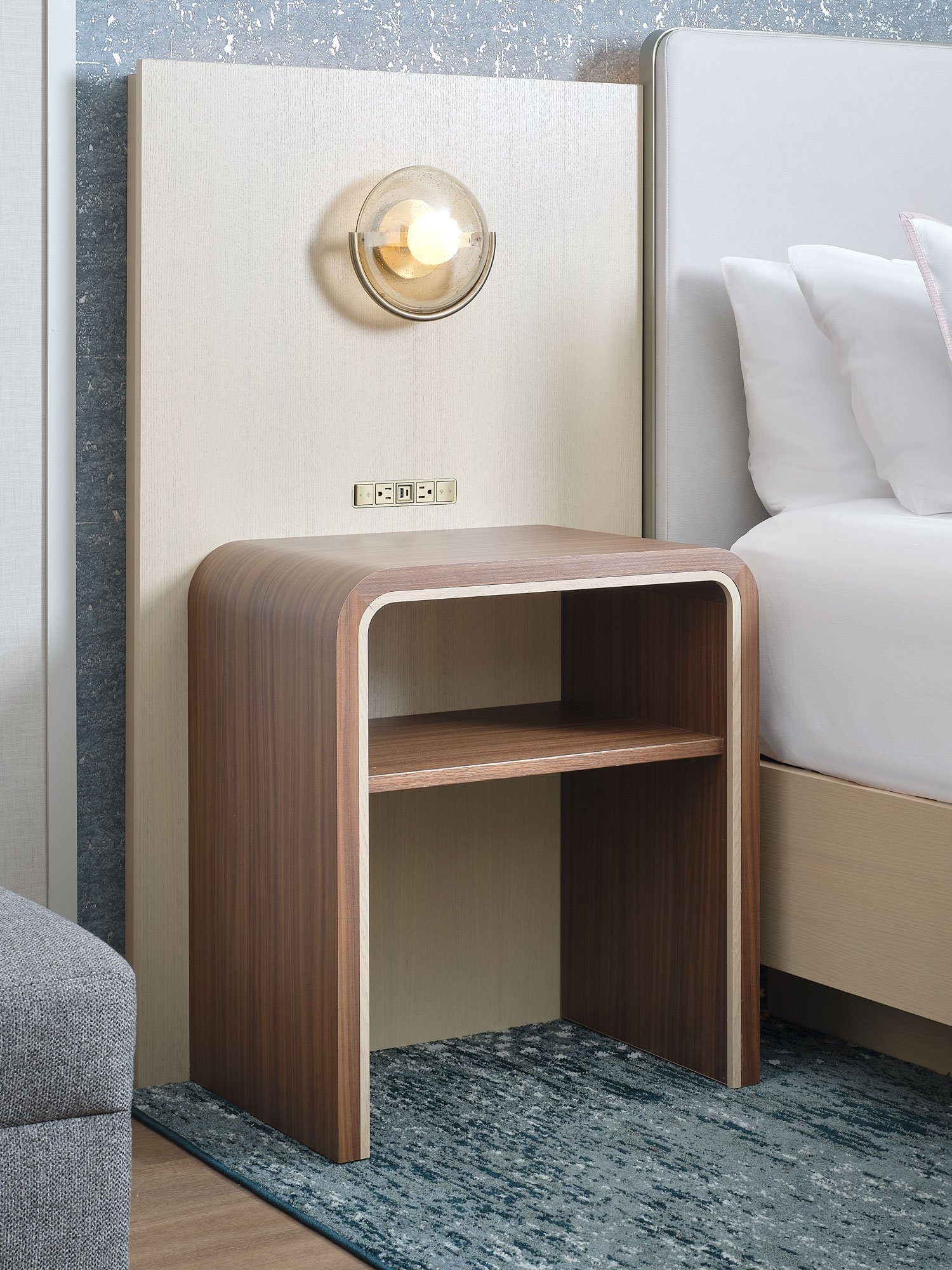 marriott_westin buf_curved-table